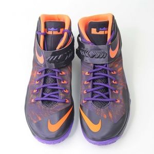 Nike Zoom Lebron Soldier VIII